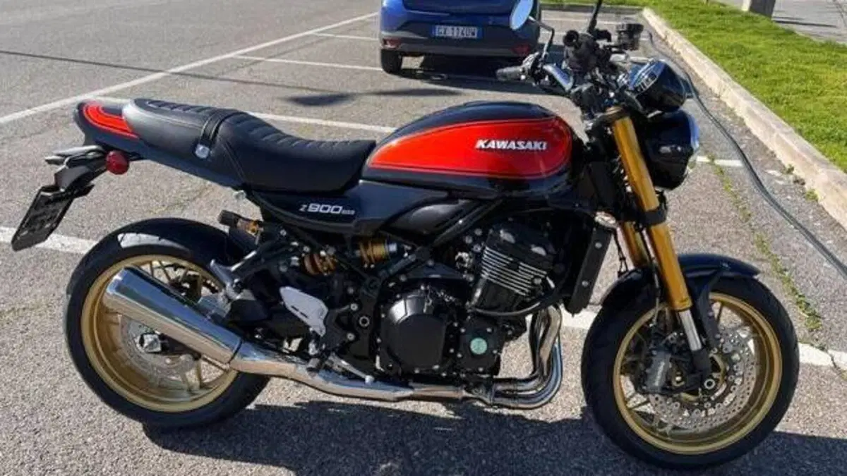 Kawasaki Z 900 RS SE (2026 - 27) 