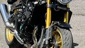 Kawasaki Z 900 RS SE (2026 - 27)  (3)