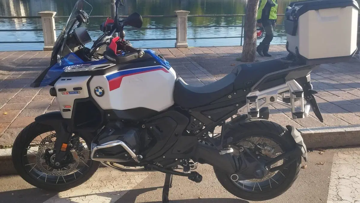 Bmw R 1300 GS Adventure Trophy (2025 - 26)  (6)