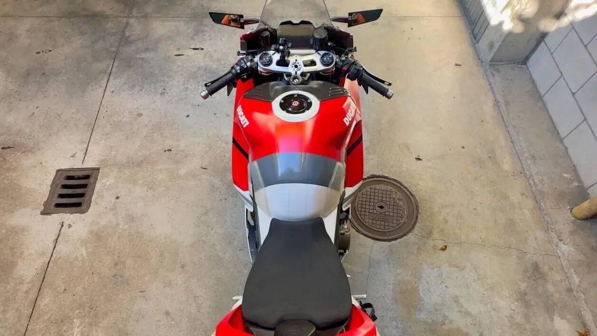 Ducati Panigale V4 1100 (2021)  (5)