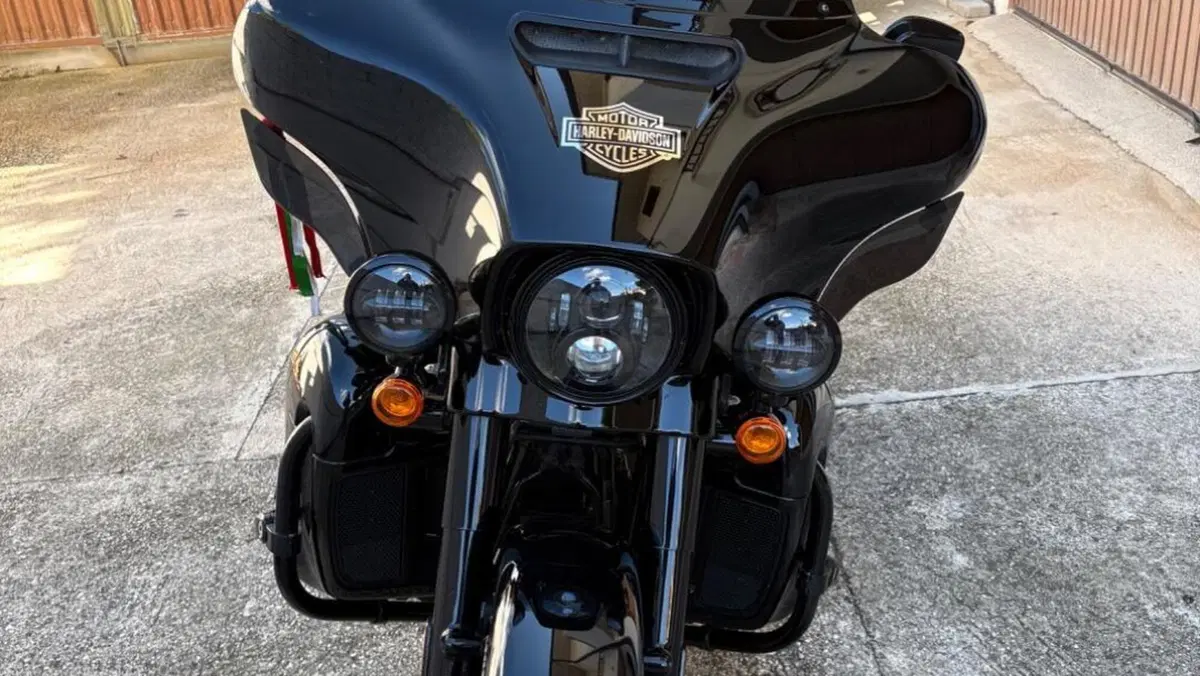Harley-Davidson 114 Electra Glide Ultra Limited (2021 - 22) - FLHTK  (2)