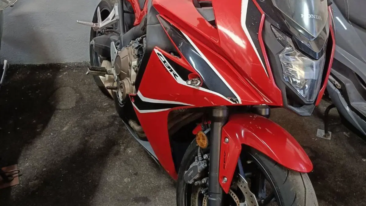 Honda CBR 650 F (2017 - 18)  (3)