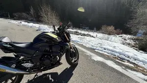 Kawasaki Z 750 R (2011 - 14)  (6)