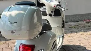 Vespa GTS 300 Super Sport (2017 - 19)  (2)