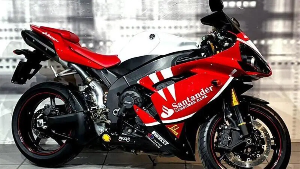 Yamaha YZF R1 (2006 - 07) 