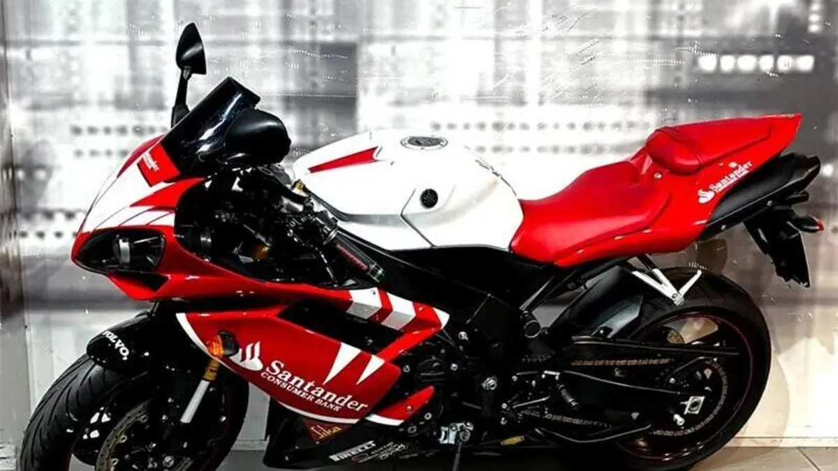 Yamaha YZF R1 (2006 - 07)  (2)