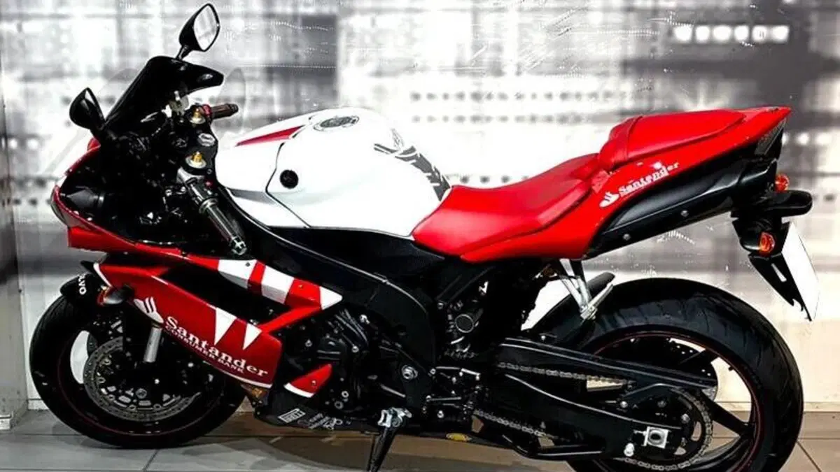 Yamaha YZF R1 (2006 - 07)  (4)