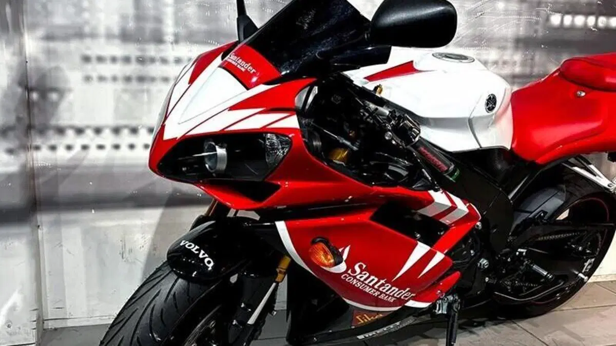 Yamaha YZF R1 (2006 - 07)  (7)