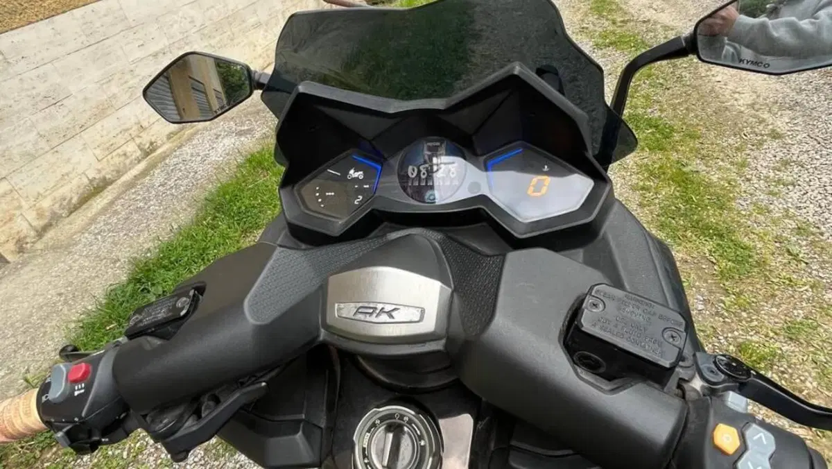 Kymco AK 550 (2017 - 19)  (5)