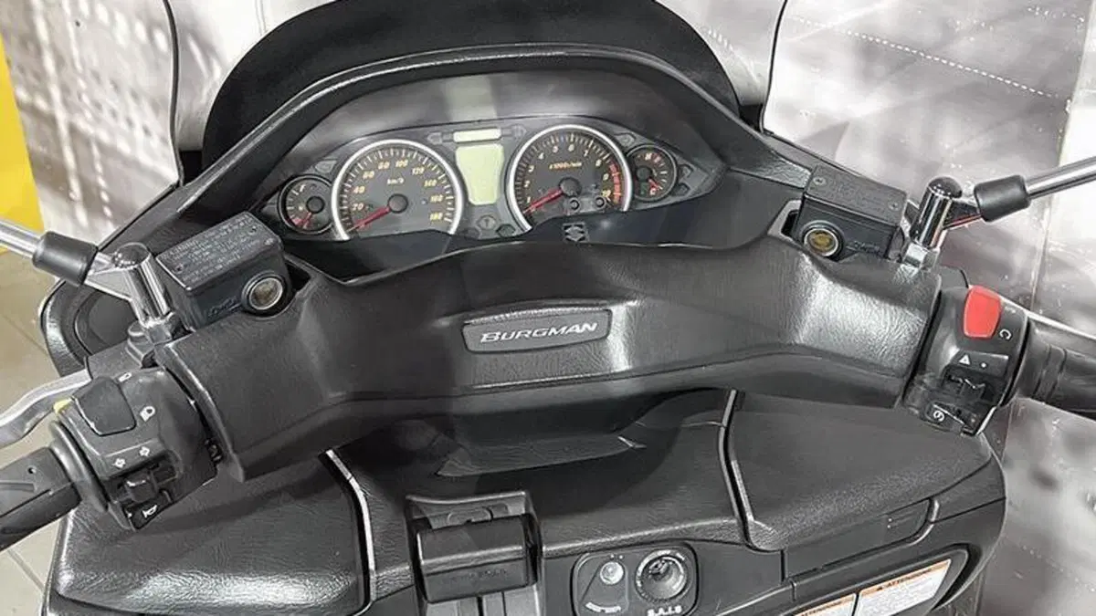 Suzuki Burgman AN 400 (2006 - 07)  (5)