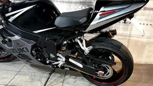 Suzuki GSX-R1000 (2005 - 06)  (8)