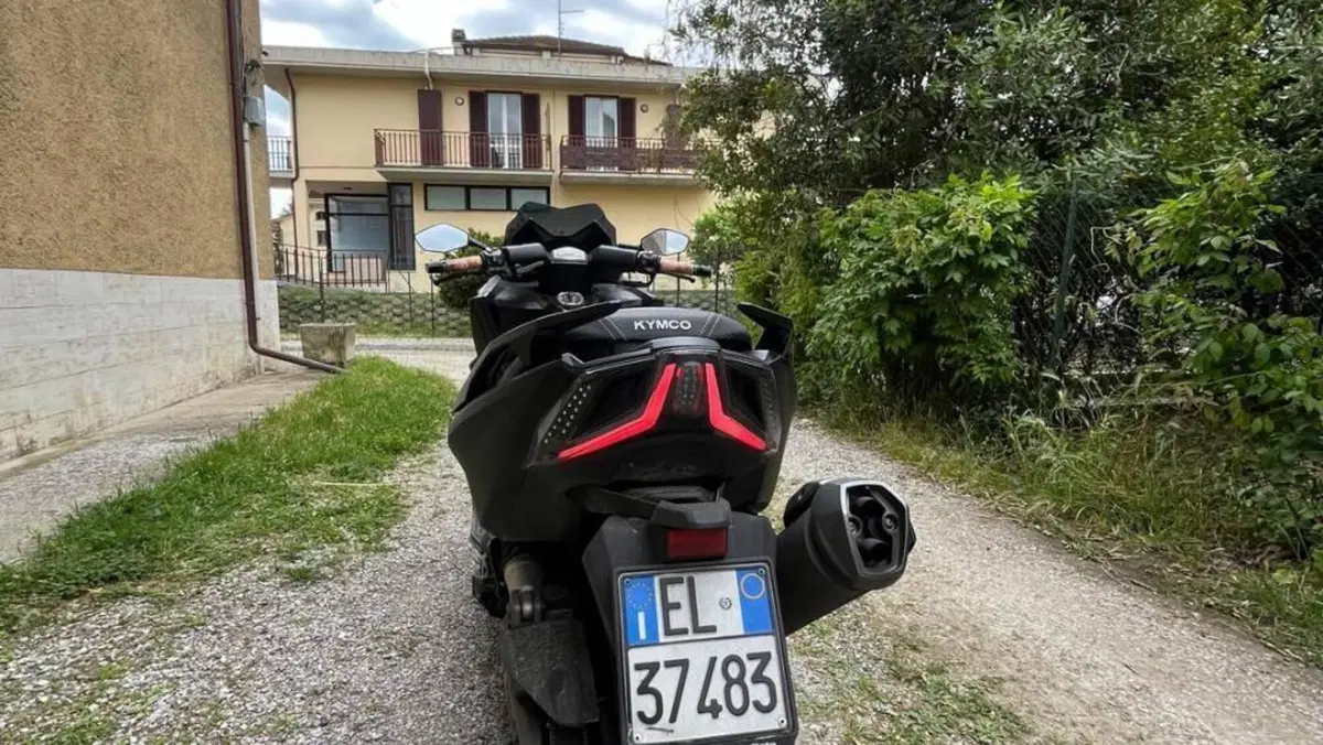 Kymco AK 550 (2017 - 19)  (7)