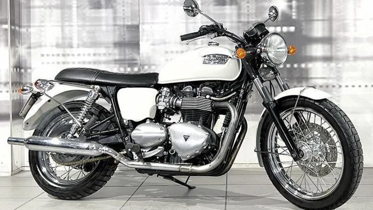 Triumph Bonneville (2007 - 16) 