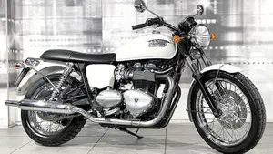 Triumph Bonneville (2007 - 16) 