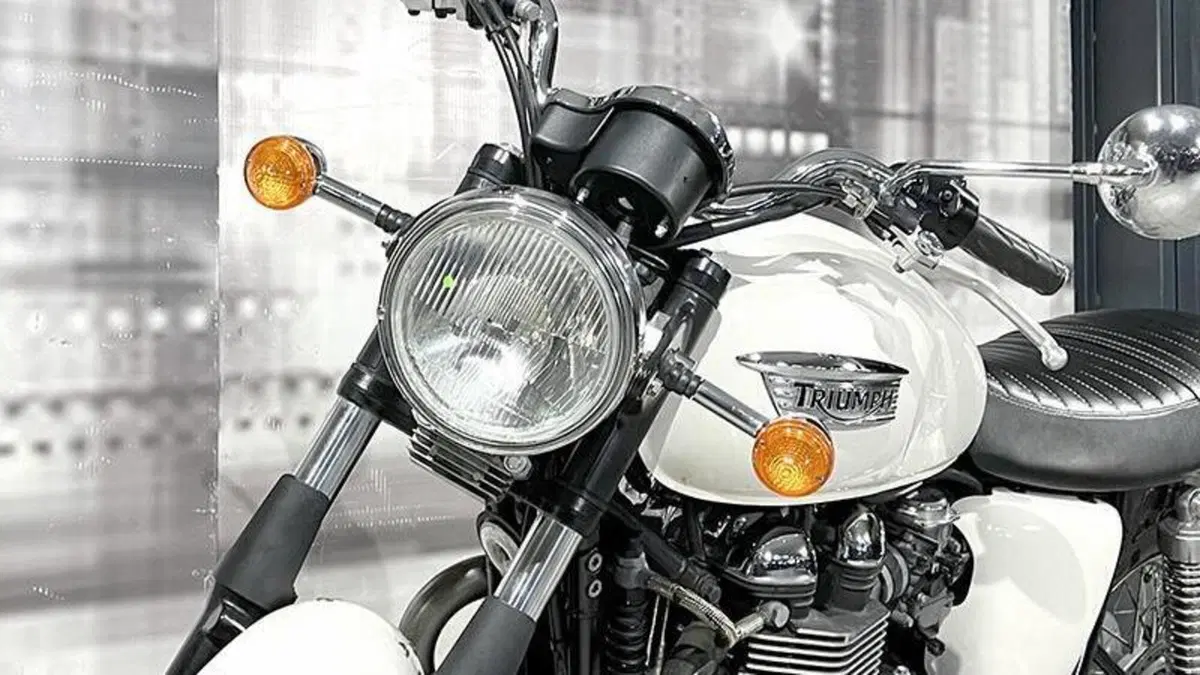 Triumph Bonneville (2007 - 16)  (4)