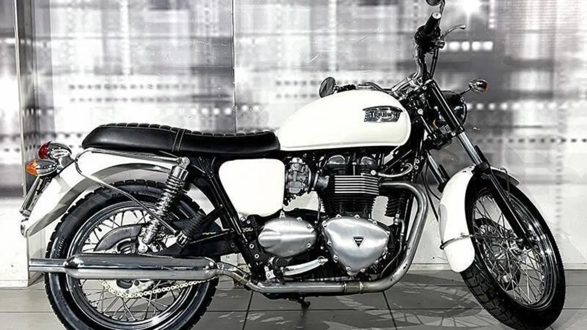 Triumph Bonneville (2007 - 16)  (8)
