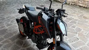KTM 125 Duke (2021 - 23)  (2)