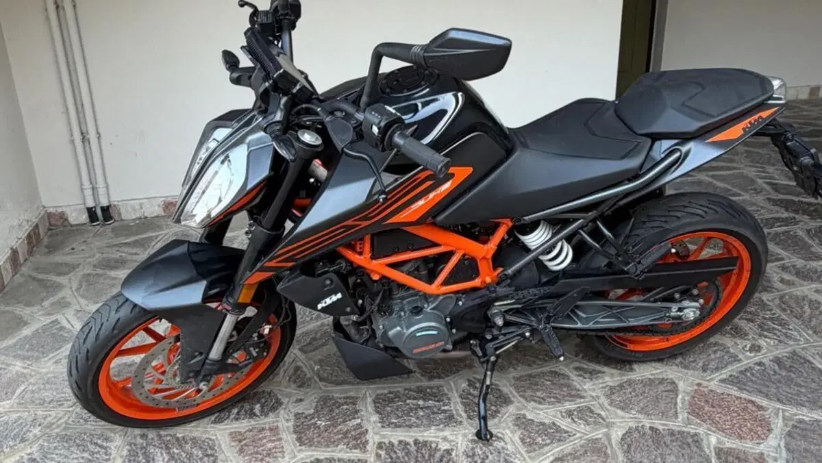 KTM 125 Duke (2021 - 23)  (4)