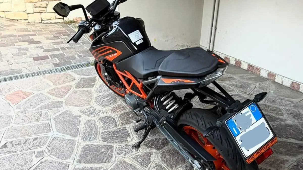 KTM 125 Duke (2021 - 23)  (5)