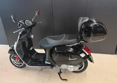 Vespa GTS 300 (2017 - 18) - Annuncio 10136582