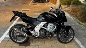 Kawasaki Z 750 (2007 - 14)  (2)