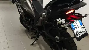 Moto Morini X-Cape 650 (2021 - 26)  (5)