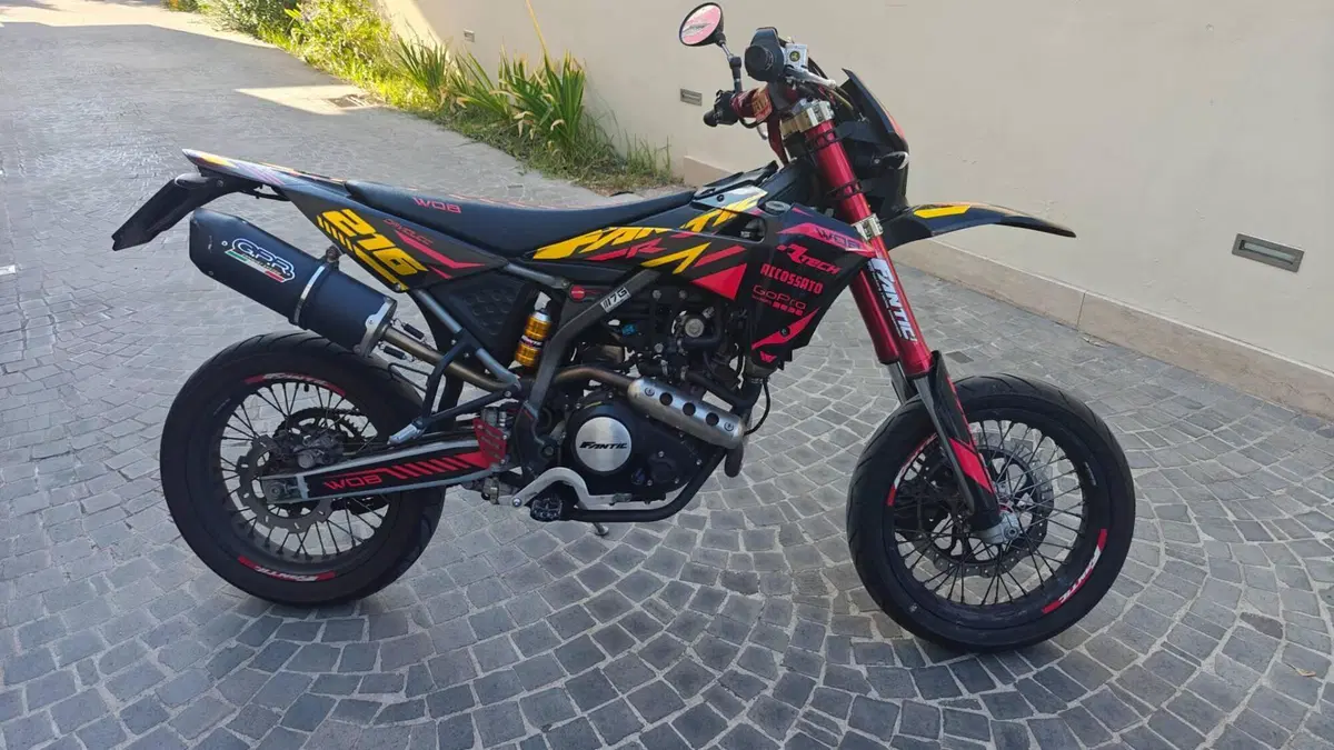 Fantic Motor XMF 125 Motard Competition 4t (2021 - 22)  (2)