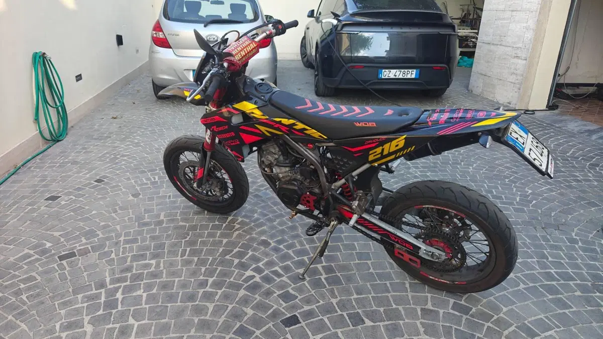 Fantic Motor XMF 125 Motard Competition 4t (2021 - 22)  (4)