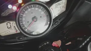 Honda VFR 1200 F ABS (2009 - 16)  (9)