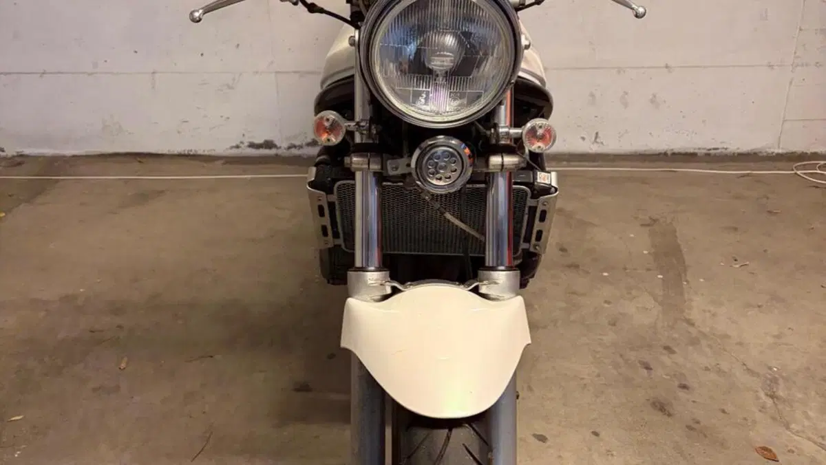 Suzuki   (7)