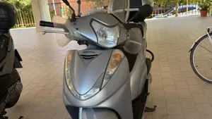 Honda SH 300 i (2006 - 10) 