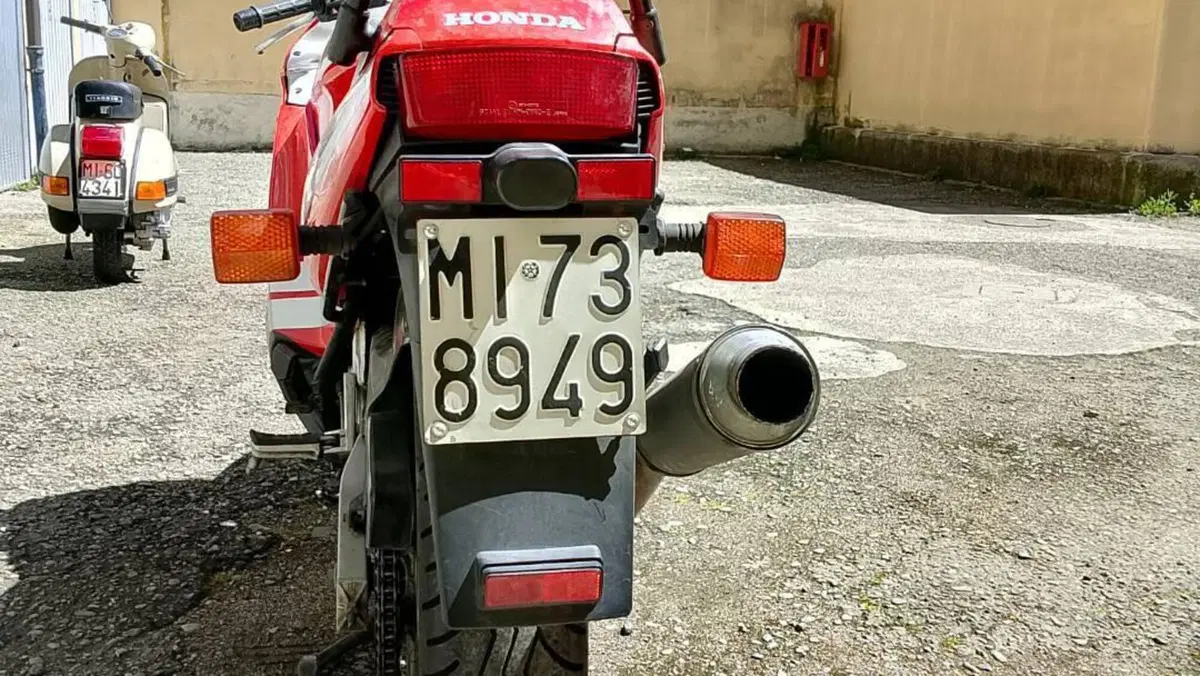 Honda   (6)