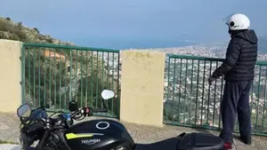 Triumph Street Triple RS (2020 - 22)  (2)