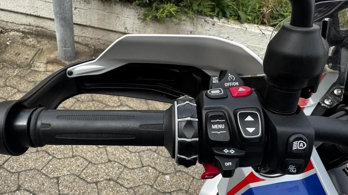 Bmw R 1300 GS ASA (2024 - 26)  (7)