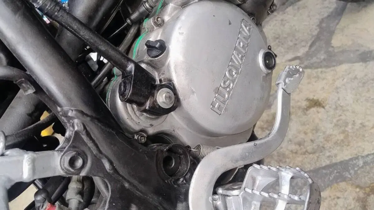 Husqvarna WRE 125 (2002 - 04)  (4)