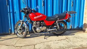 Suzuki GSX 400 FWS  (3)