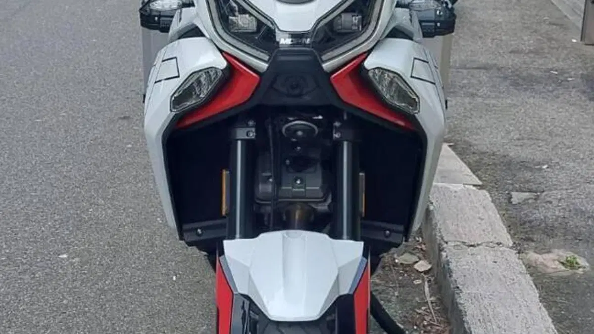 Moto Morini X-Cape 1200 (2026)  (3)