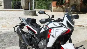 Moto Morini X-Cape 1200 (2026)  (8)