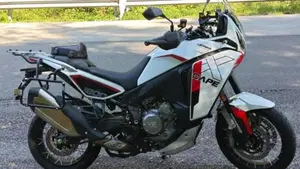 Moto Morini X-Cape 1200 (2026)  (9)