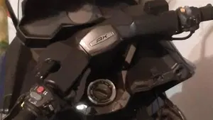 Kymco AK 550 (2017 - 19)  (3)
