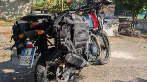 Royal Enfield Himalayan 411 (2021 - 24)  (5)