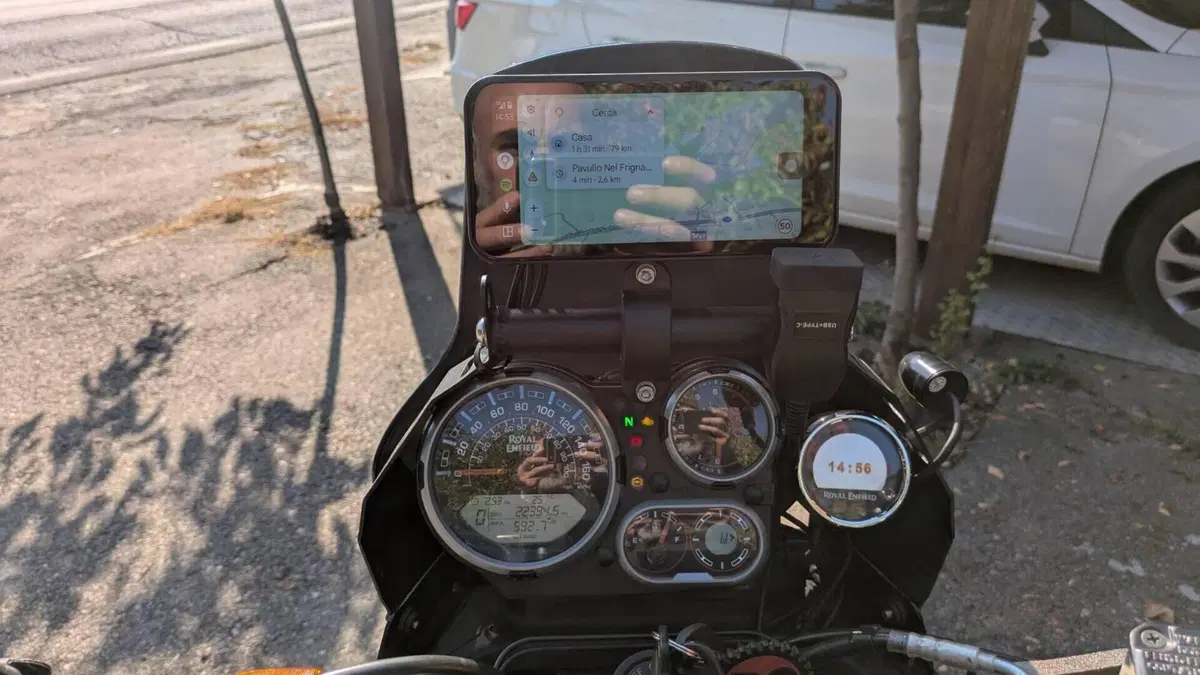 Royal Enfield Himalayan 411 (2021 - 24)  (7)