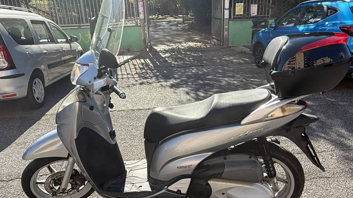 Honda SH 300 i (2006 - 10)  (5)