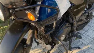 Royal Enfield Himalayan 411 (2021 - 24)  (4)