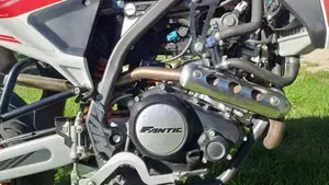 Fantic Motor XMF 125 Motard Performance 4T (2023 - 24)  (4)