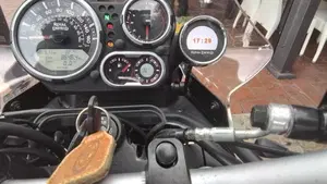 Royal Enfield Himalayan 411 (2021 - 24)  (4)