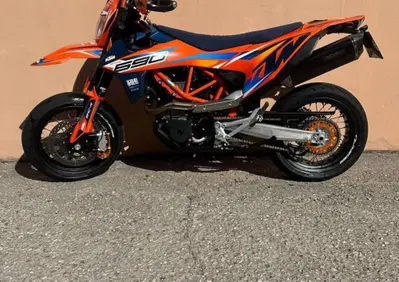 KTM 690 SMC R (2023 - 25) - Annuncio 10136936