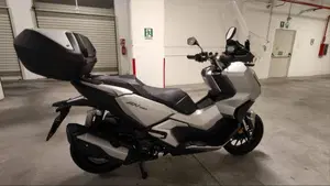 Honda ADV 350 (2022 - 24)  (2)
