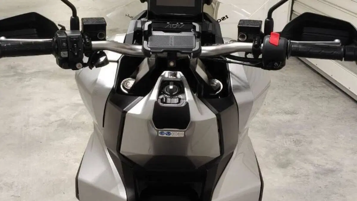 Honda ADV 350 (2022 - 24)  (4)