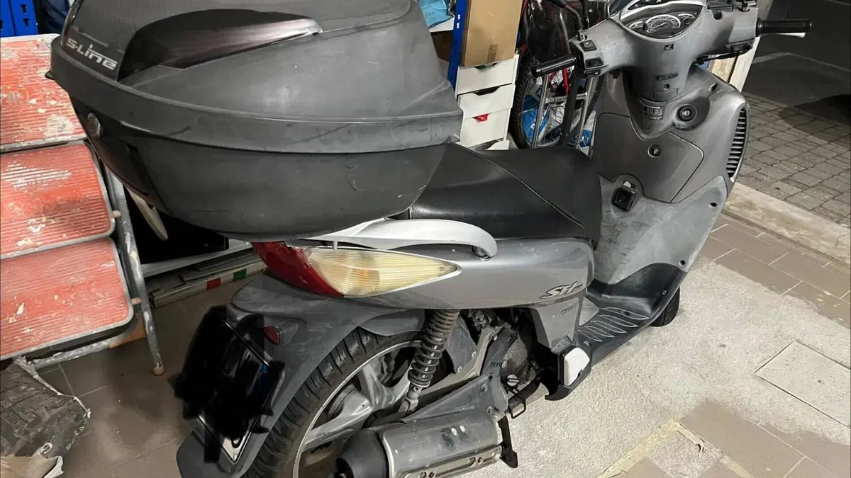 Honda SH 150 (2000 - 06)  (2)